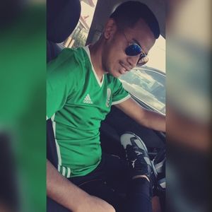 Meet your Posher, Abimael